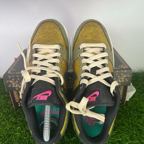 Nike Dunk Low PRM Metallic Gold Khaki Black Women’s 6.5 / Men’s 5 FQ8148-010 - Picture 4 of 6